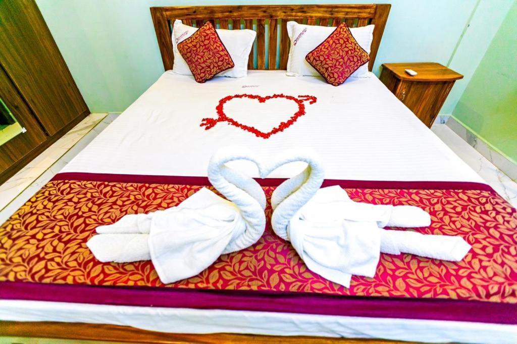 Dreamland Retreat With Swimming Pool Διαμέρισμα Kottakuppam Εξωτερικό φωτογραφία